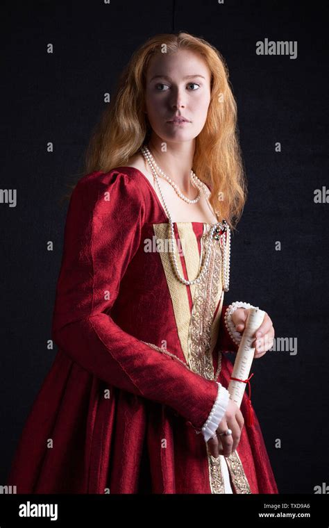 tudor donna